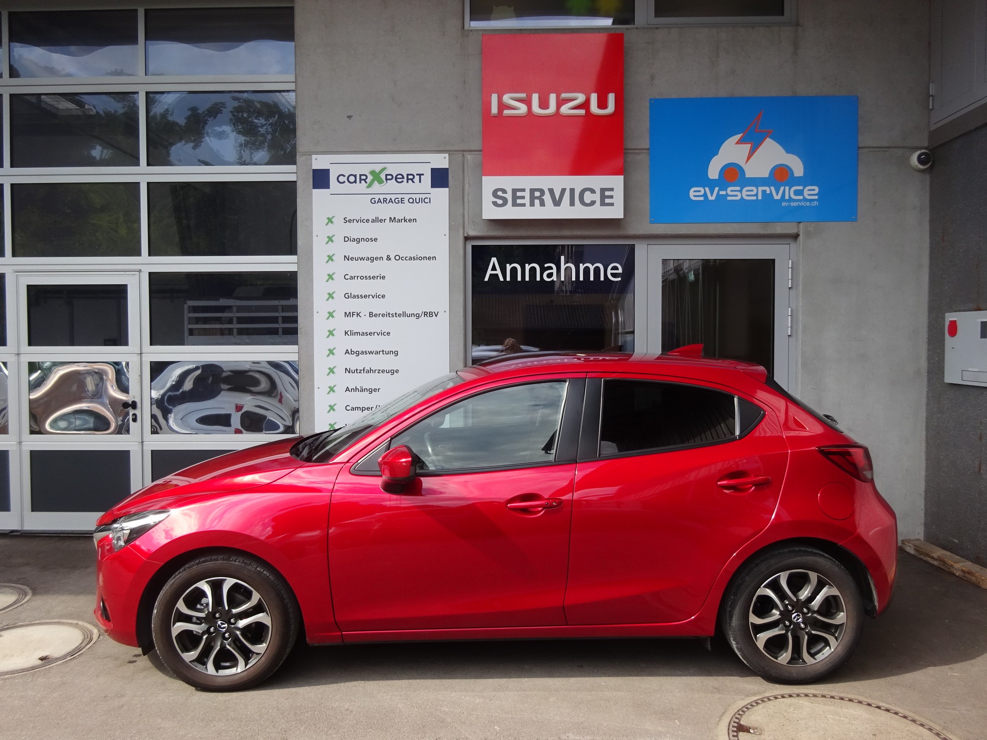 MAZDA 2 1.5 CD 16V Skyactiv-D Revolution-image-0