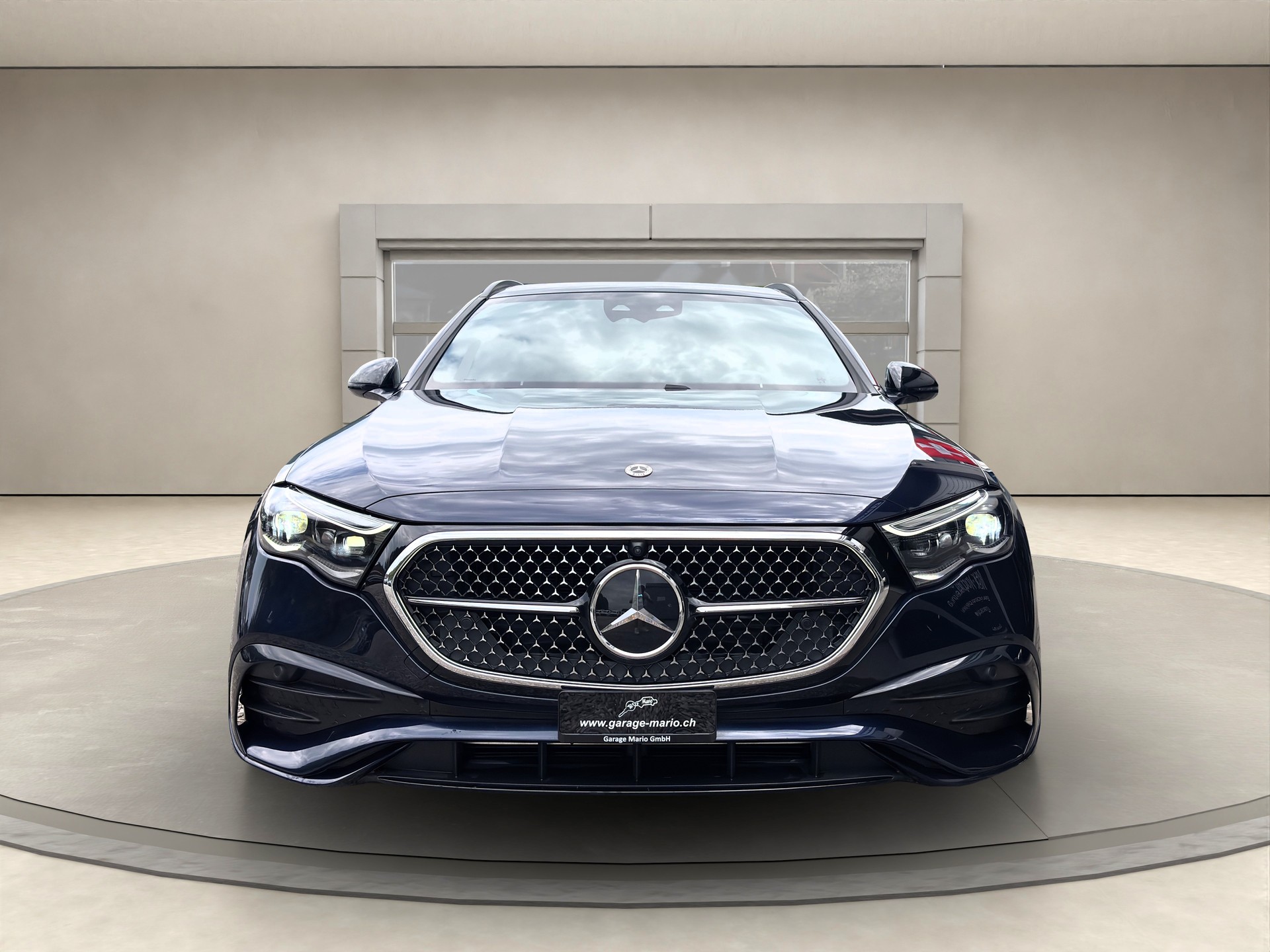 MERCEDES-BENZ E 220 d T 4Matic 9G-Tronic❗FACELIFT❗ ✅CH-Fahrzeug & Gratis-Service & Werksgarantie✅-image-1