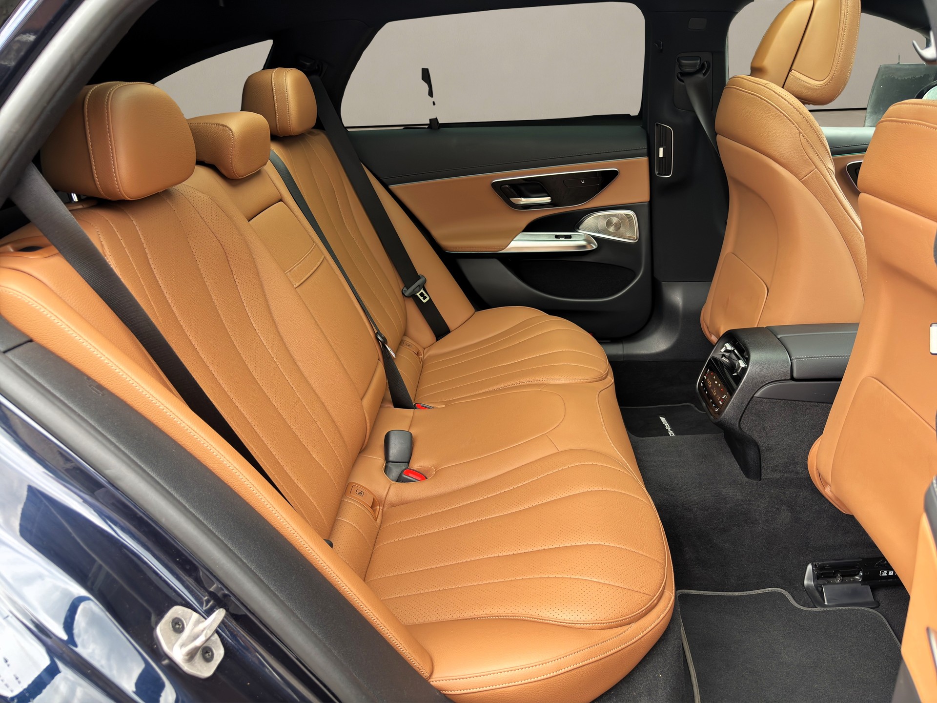 MERCEDES-BENZ E 220 d T 4Matic 9G-Tronic❗FACELIFT❗ ✅CH-Fahrzeug & Gratis-Service & Werksgarantie✅-image-14