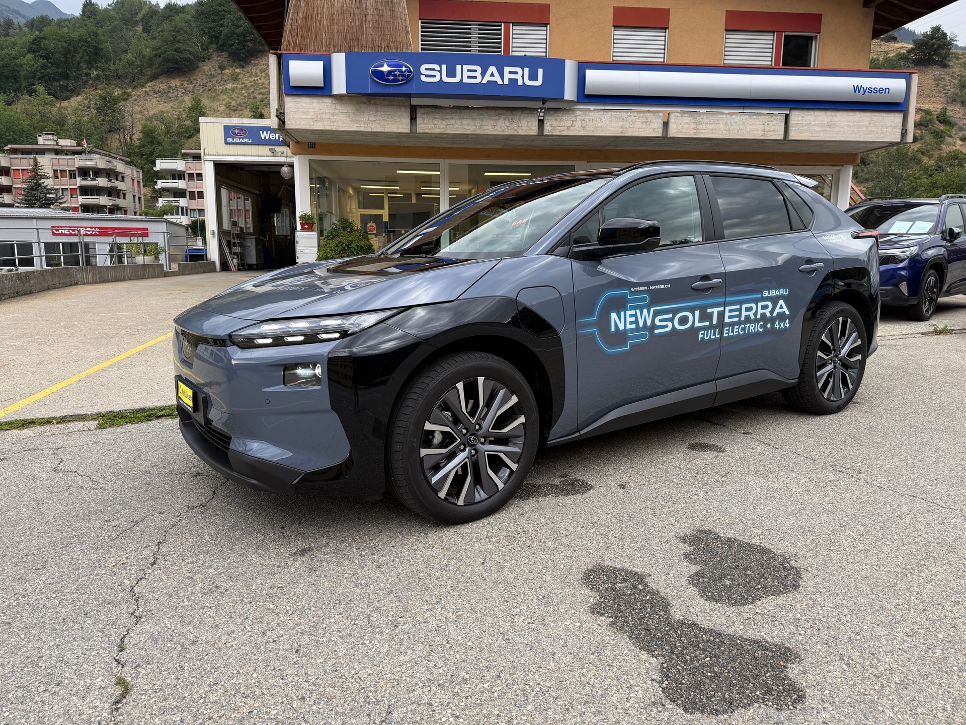 SUBARU Solterra eV Luxury AWD