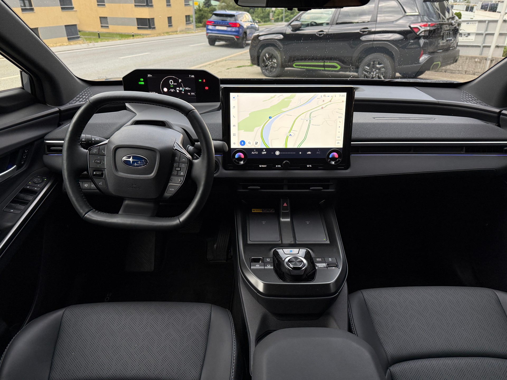 SUBARU Solterra eV Luxury AWD-image-10