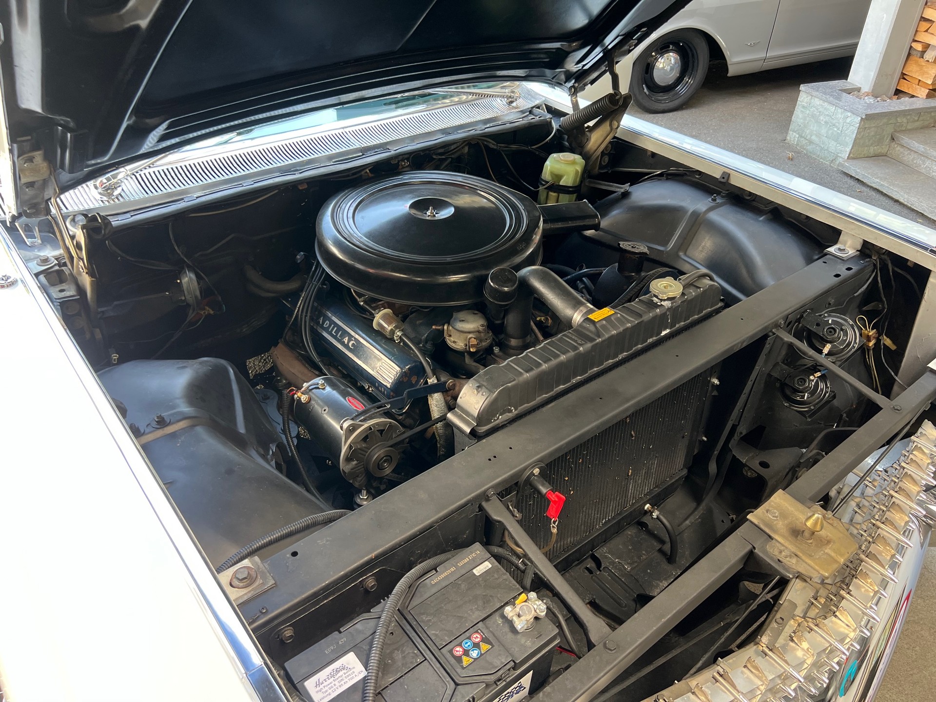 CADILLAC Series 60 Special-image-10