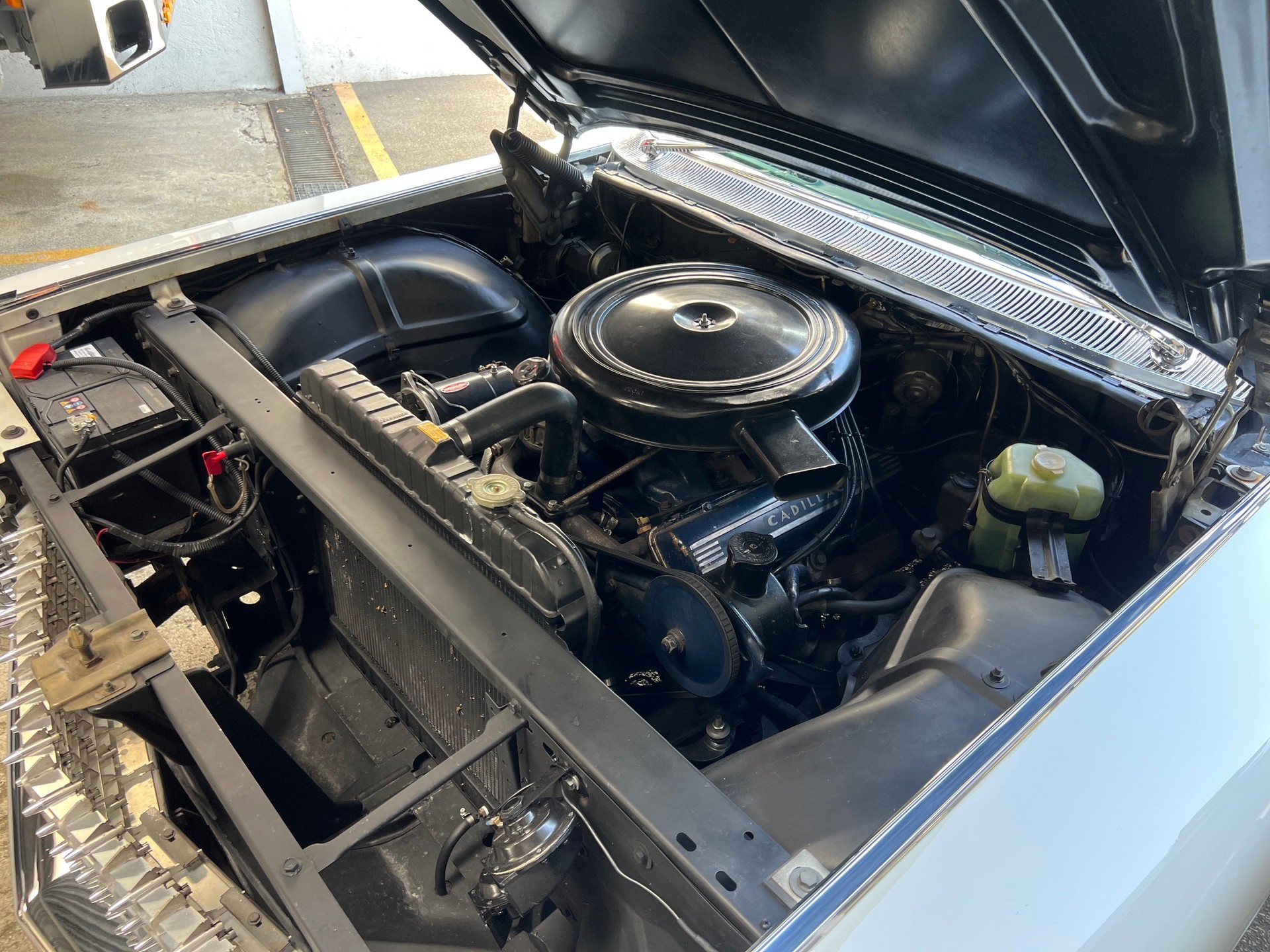 CADILLAC Series 60 Special-image-11