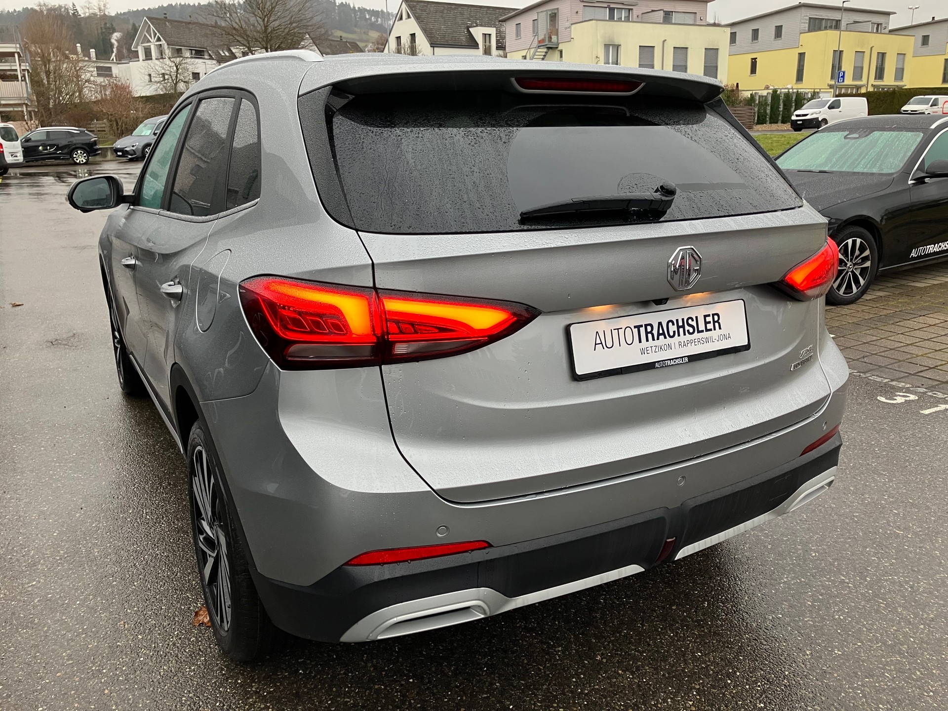 MG ZS 1.5 Hybrid+ Luxury-image-5