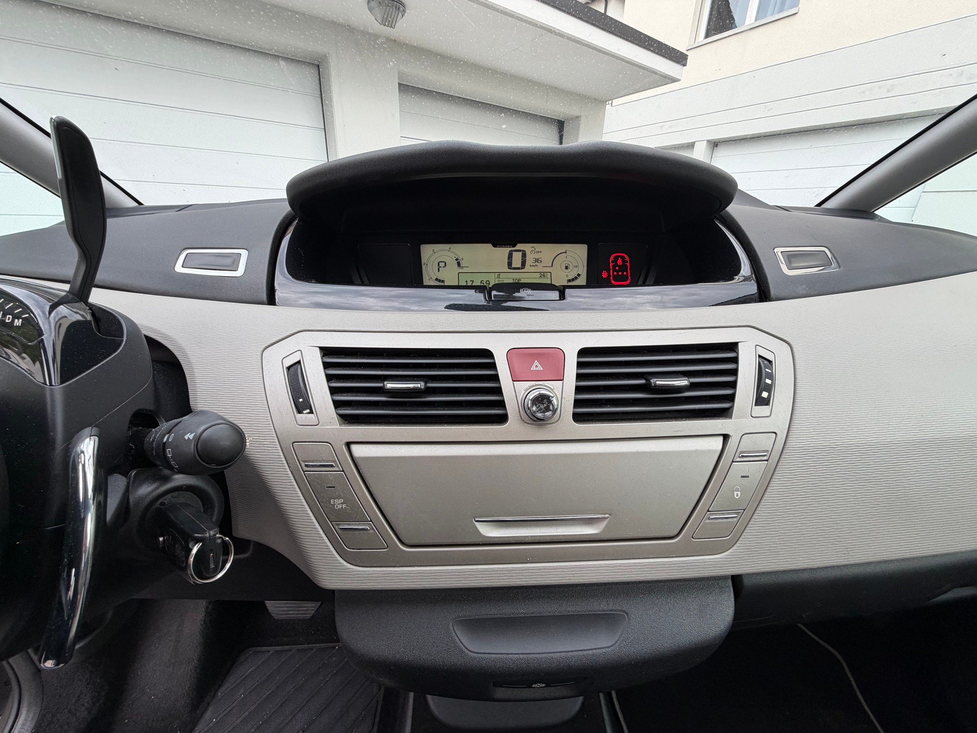 CITROEN C4 Picasso 2.0 HDI Exclusive Black Top Automatic-image-7