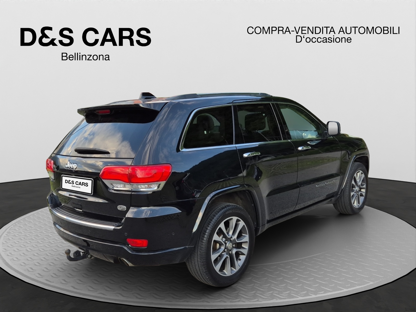 JEEP Grand Cherokee 3.0 CRD Overland Automatic-image-4