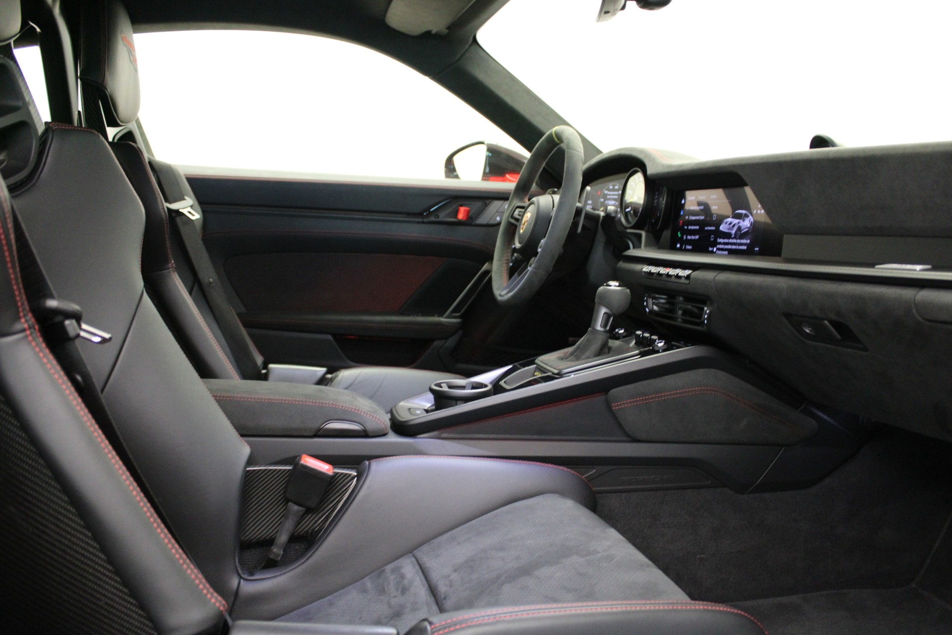 PORSCHE 911 GT3 RS-image-5