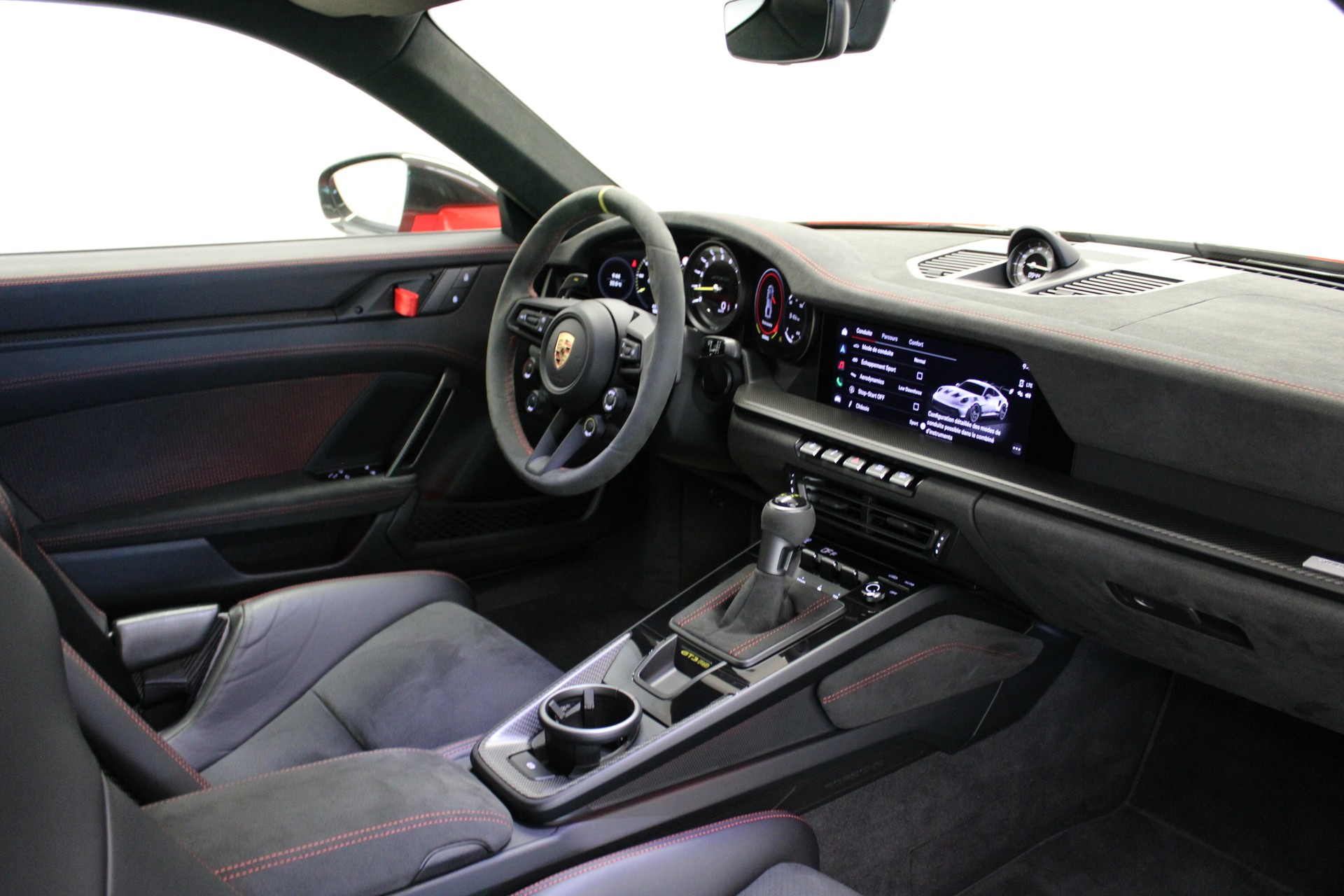 PORSCHE 911 GT3 RS-image-6