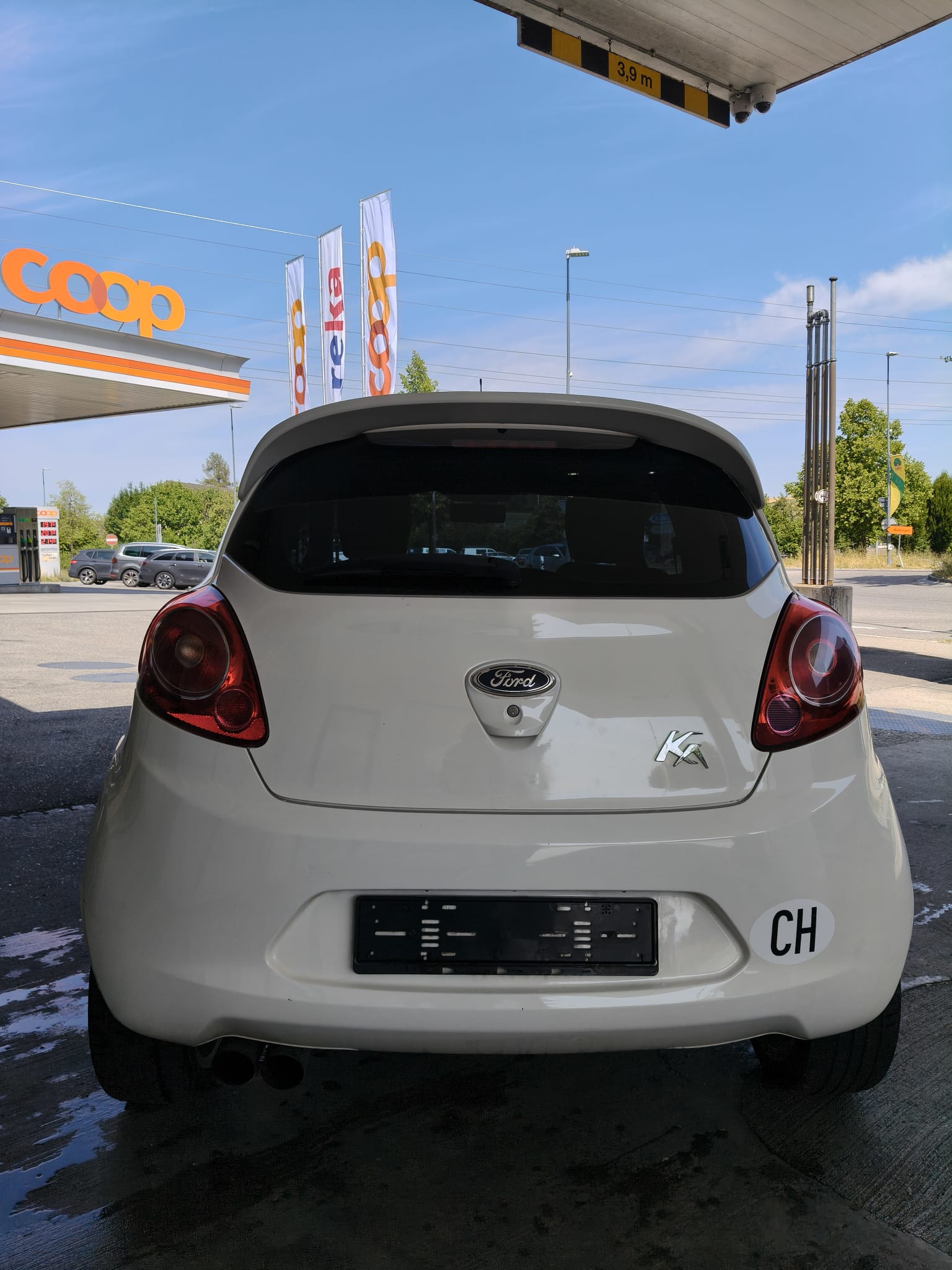 FORD KA 1.25 Titanium-image-4