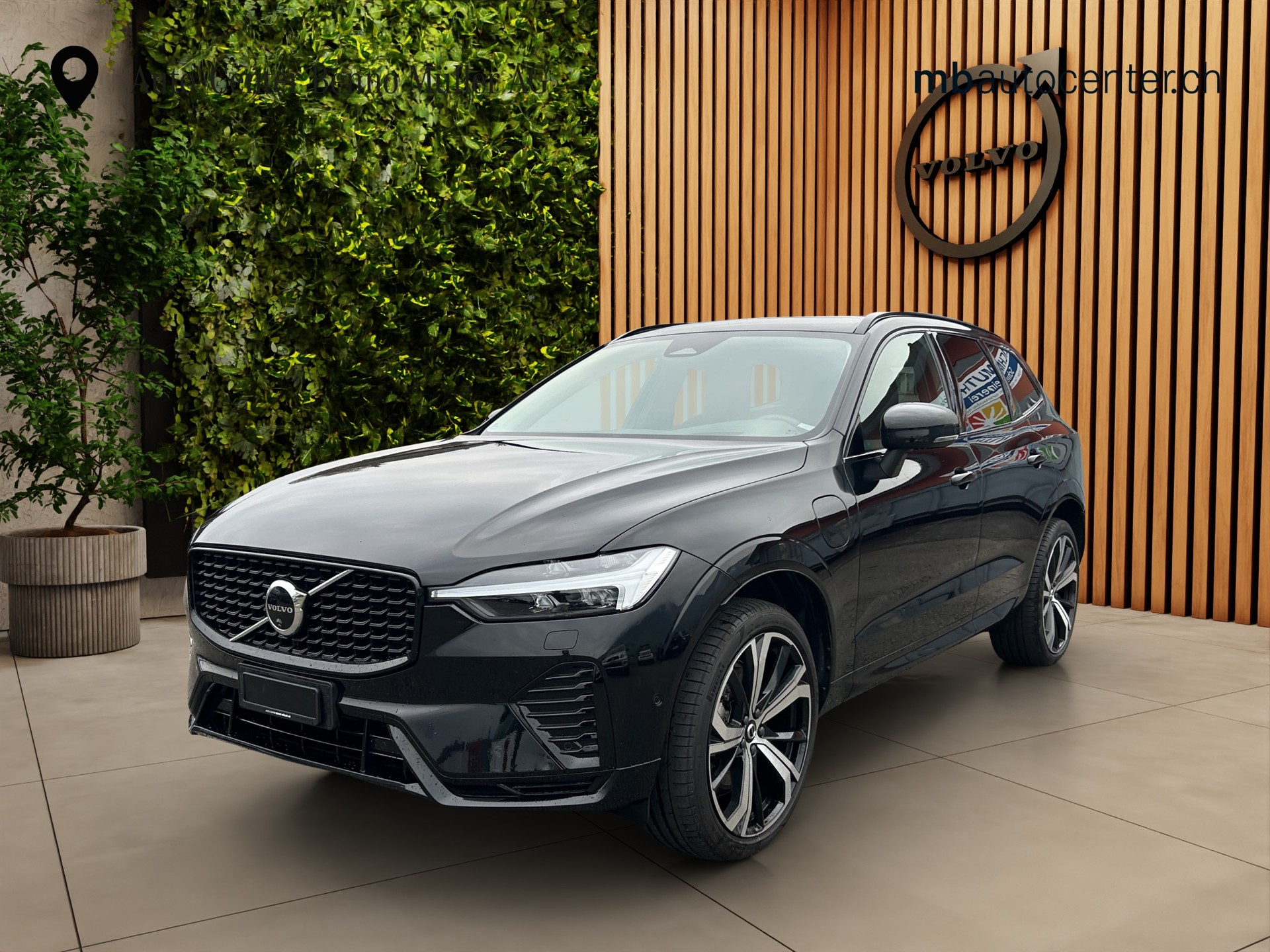 VOLVO XC60 2.0 T6 TE Xcentric eAWD-image-0