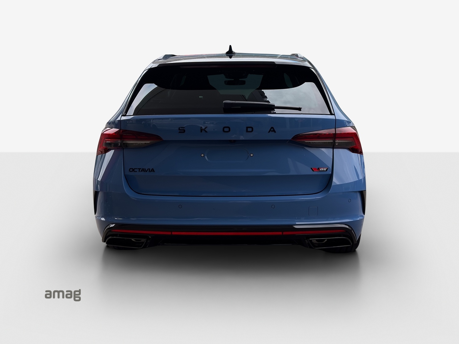 SKODA Octavia Combi 2.0 TSI DSG RS 30 Years Edition-image-3