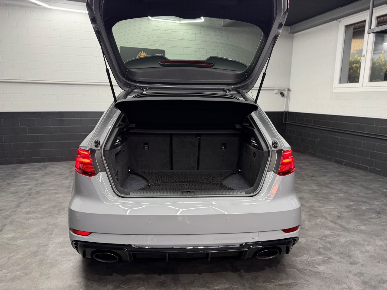 AUDI RS3 Sportback 2.5 TSI quattro | Ohne OPF | Schiebedach | Bang&Olufsen-image-25