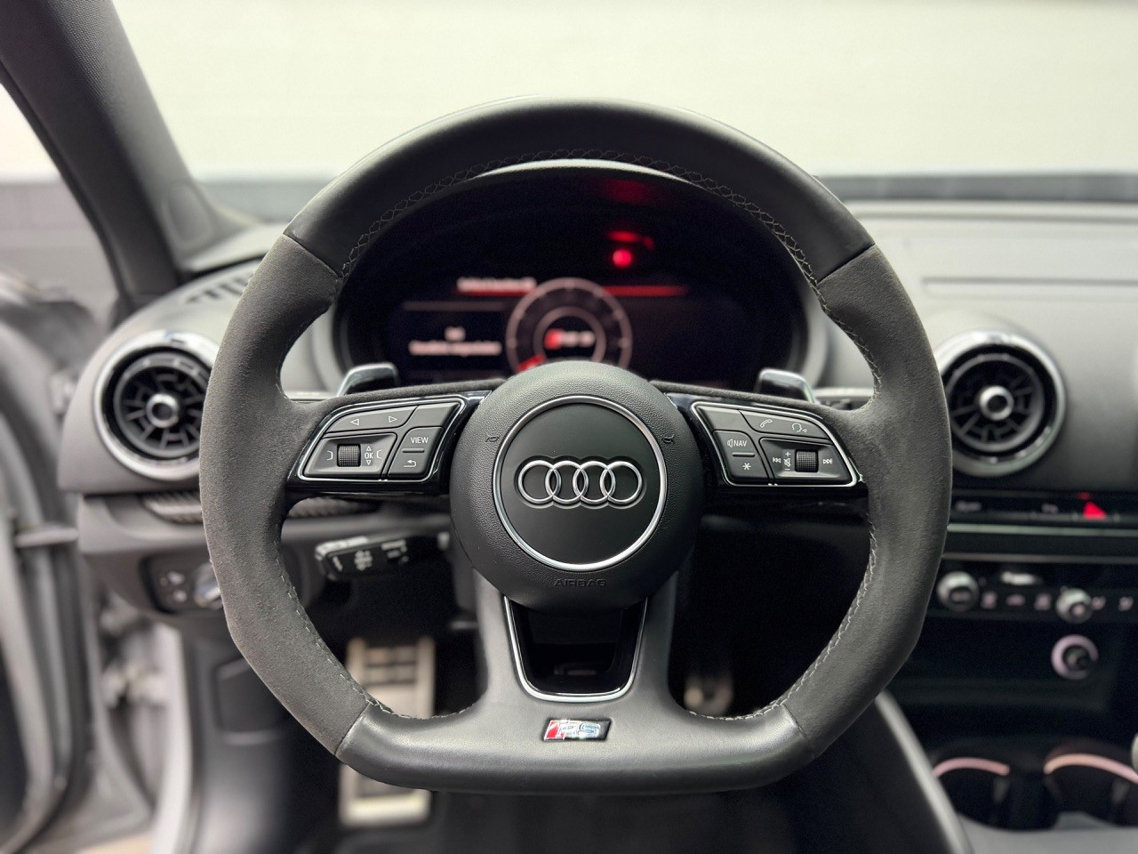 AUDI RS3 Sportback 2.5 TSI quattro | Ohne OPF | Schiebedach | Bang&Olufsen-image-13
