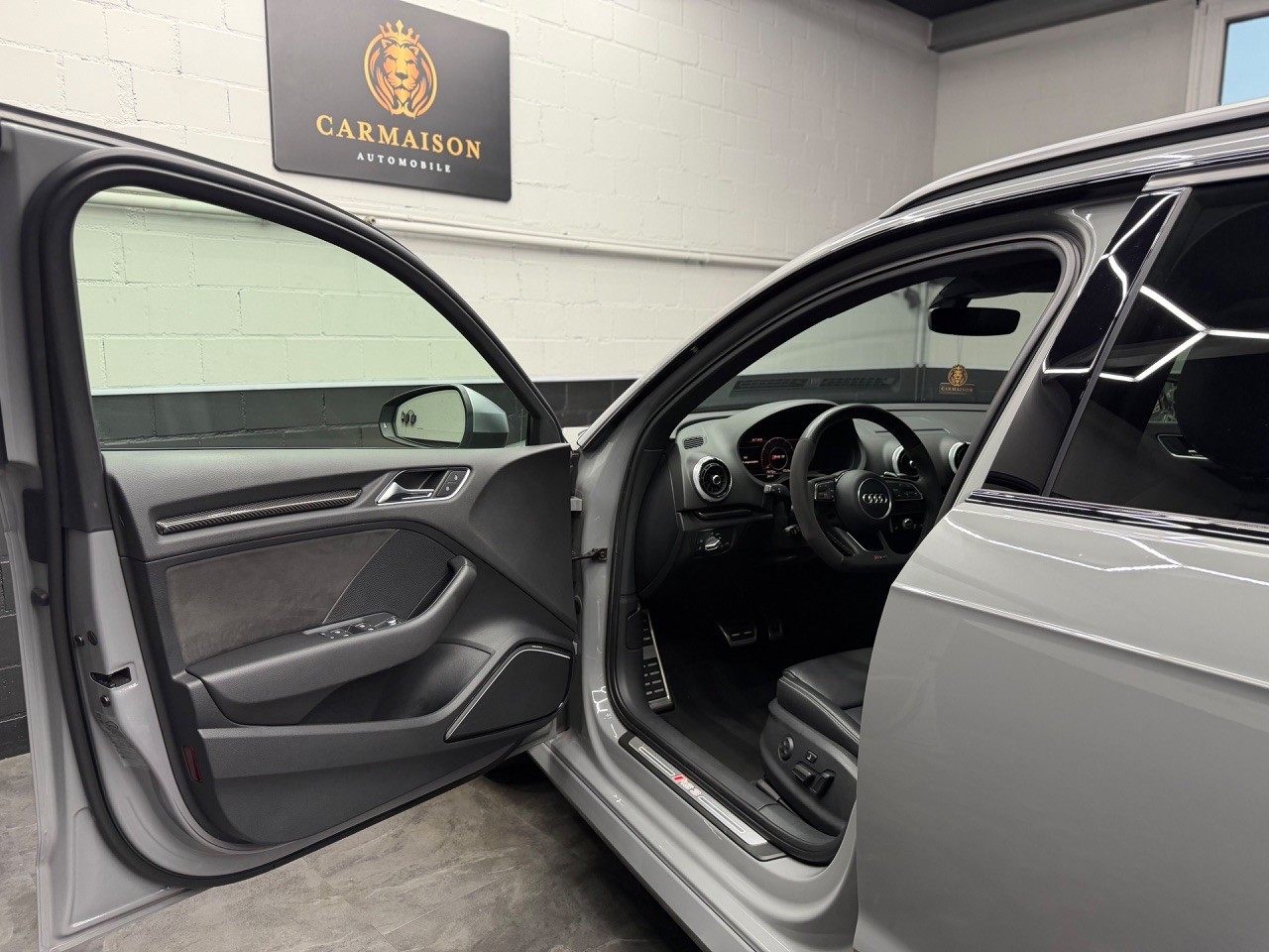 AUDI RS3 Sportback 2.5 TSI quattro | Ohne OPF | Schiebedach | Bang&Olufsen-image-11