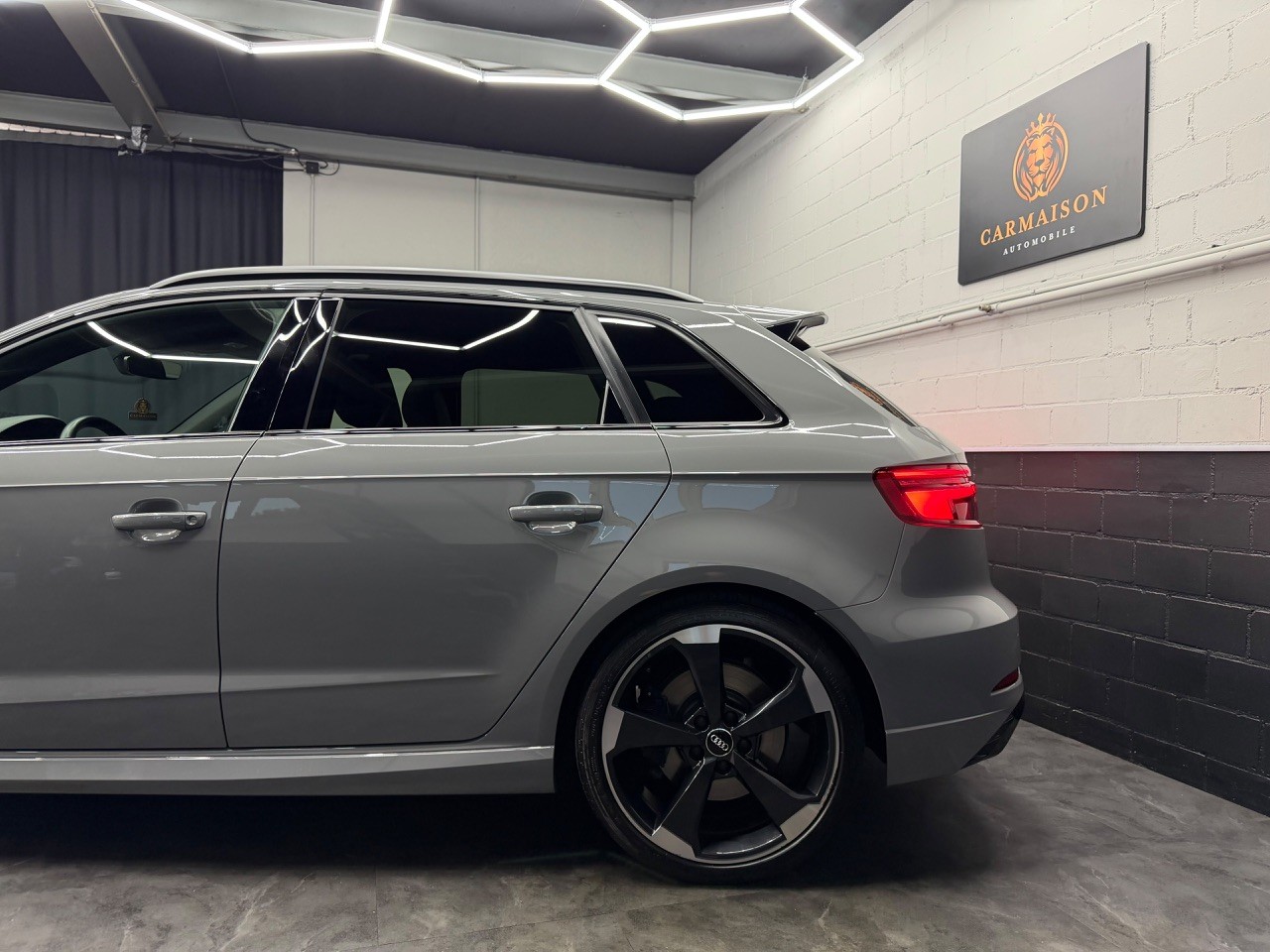 AUDI RS3 Sportback 2.5 TSI quattro | Ohne OPF | Schiebedach | Bang&Olufsen-image-3