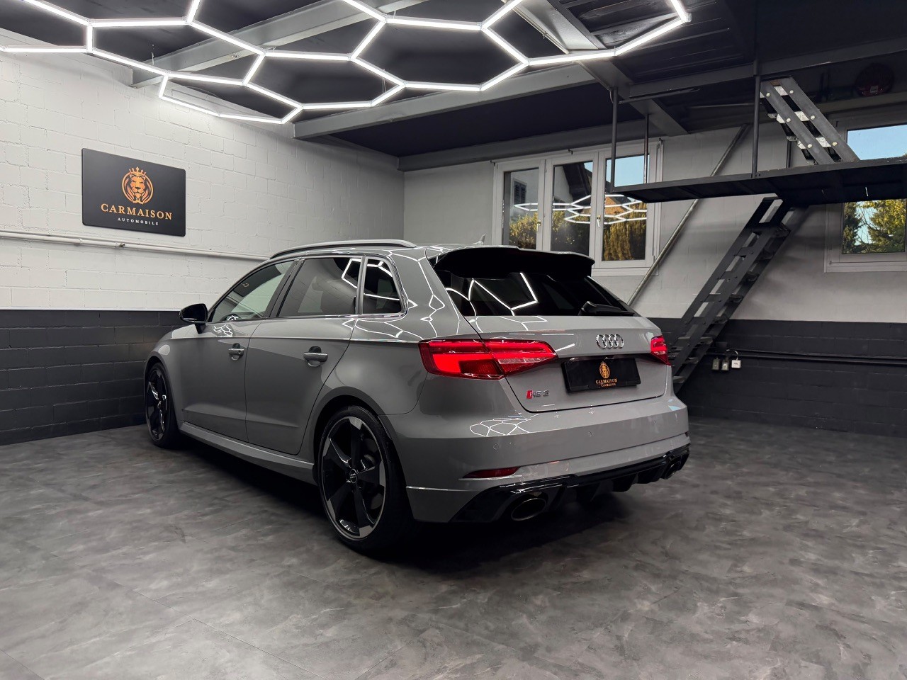 AUDI RS3 Sportback 2.5 TSI quattro | Ohne OPF | Schiebedach | Bang&Olufsen-image-5