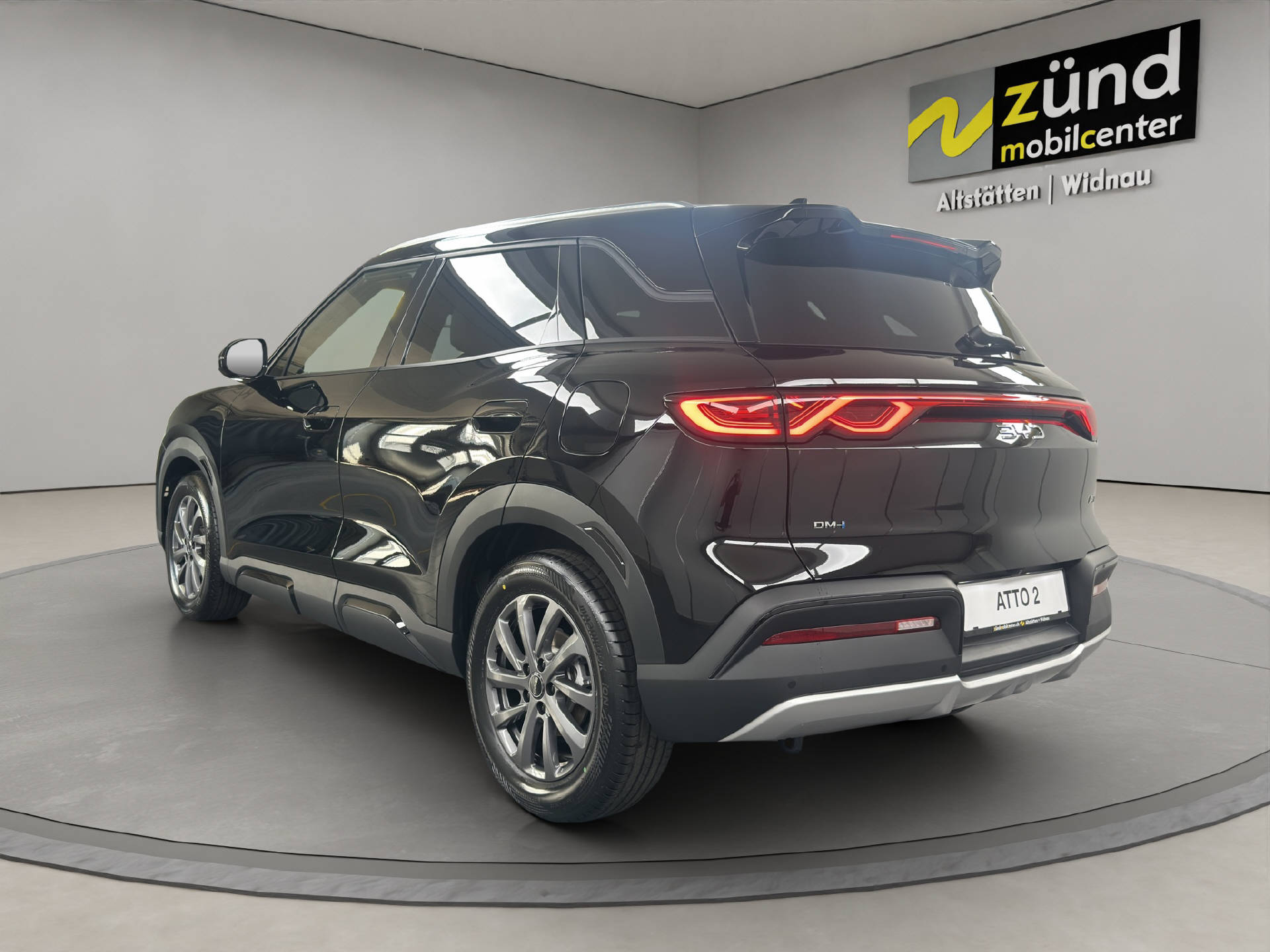 BYD Atto 2 DM-i Boost 212 PS-image-2