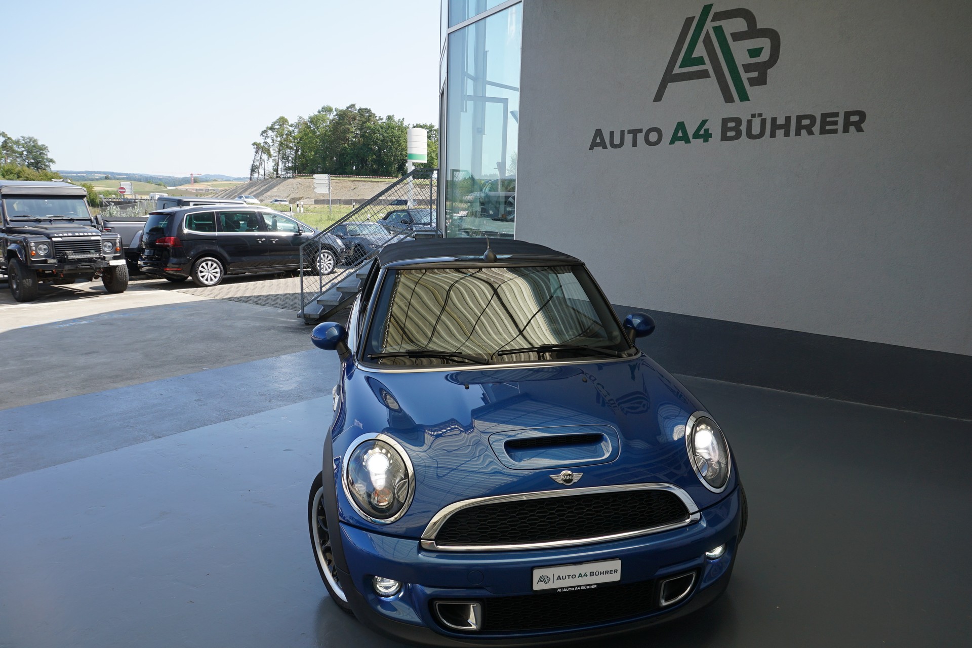 MINI Cooper SD Cabriolet-image-3