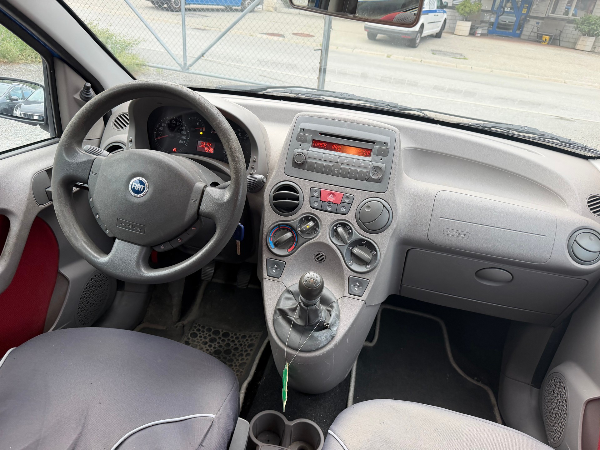 FIAT Panda 1.3 16V JTD Cross 4x4-image-6