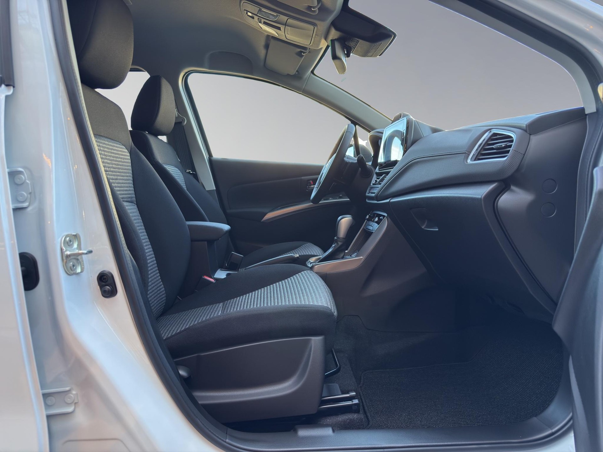 SUZUKI S-Cross 1.4 T Compact+ Hybrid 4x4-image-15