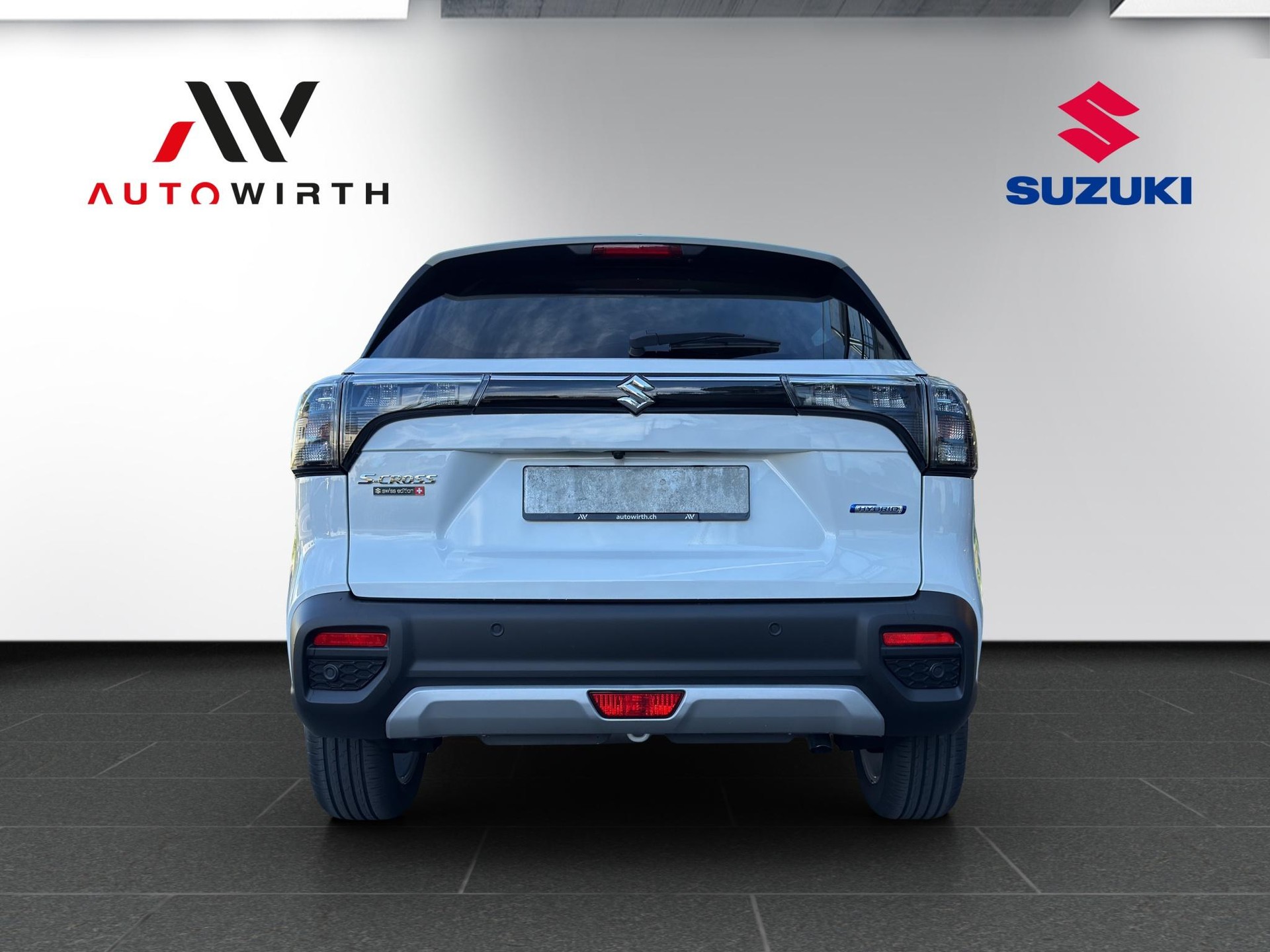 SUZUKI S-Cross 1.4 T Compact+ Hybrid 4x4-image-5