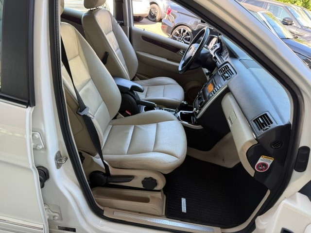 MERCEDES-BENZ B 200 Autotronic-image-11