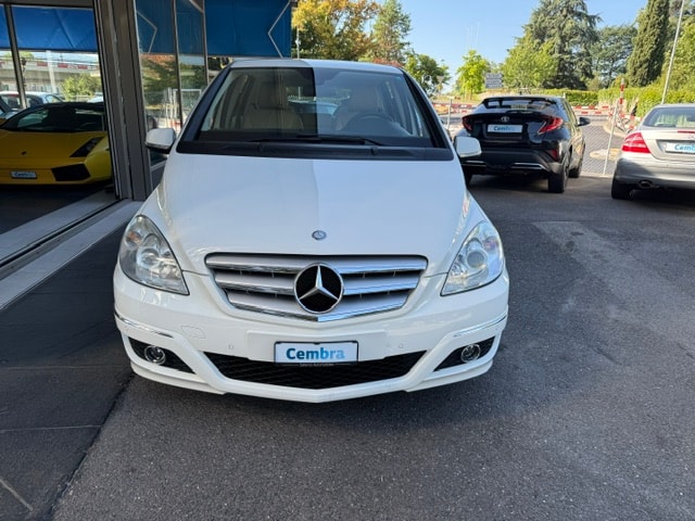 MERCEDES-BENZ B 200 Autotronic-image-2