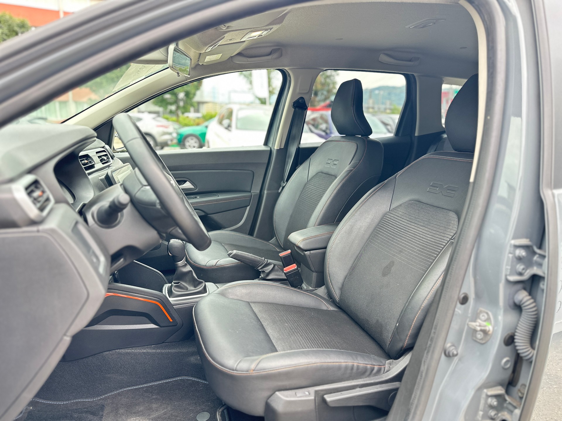 DACIA Duster TCe 150 Extreme EDC 4x2-image-7