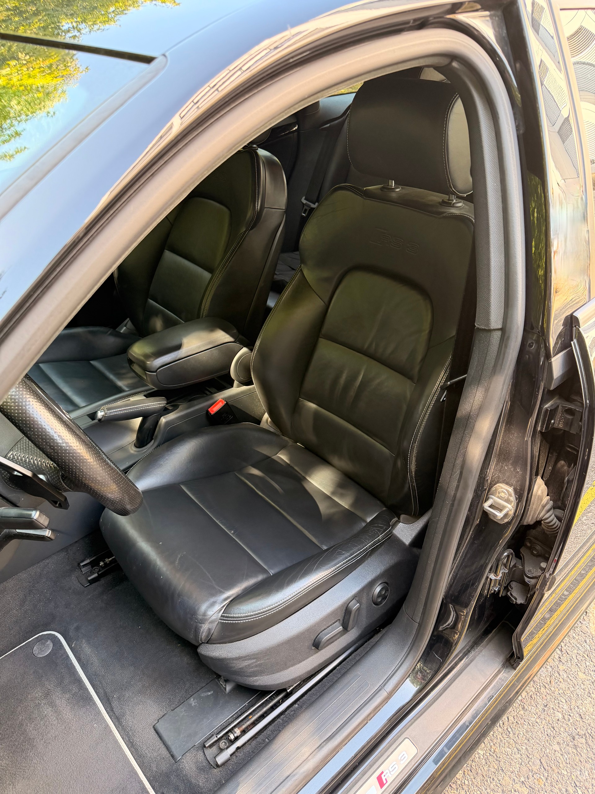 AUDI RS3 Sportback 2.5 TFSI quattro S-tronic-image-10