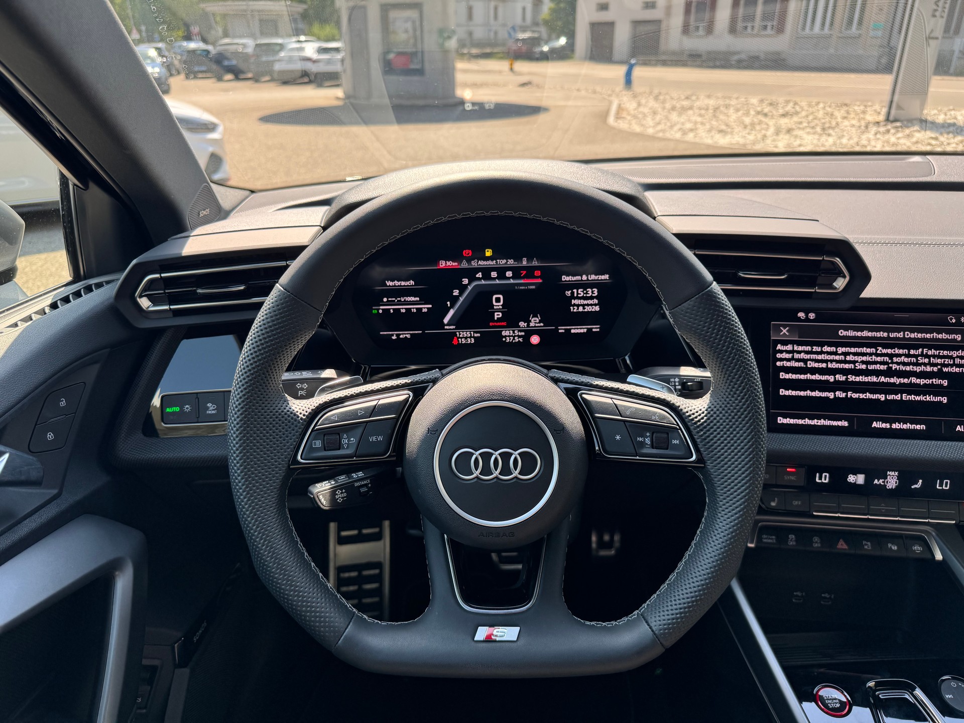 AUDI S3 Limousine *Performance Akrapovic* TFSI quattro S-tronic-image-20