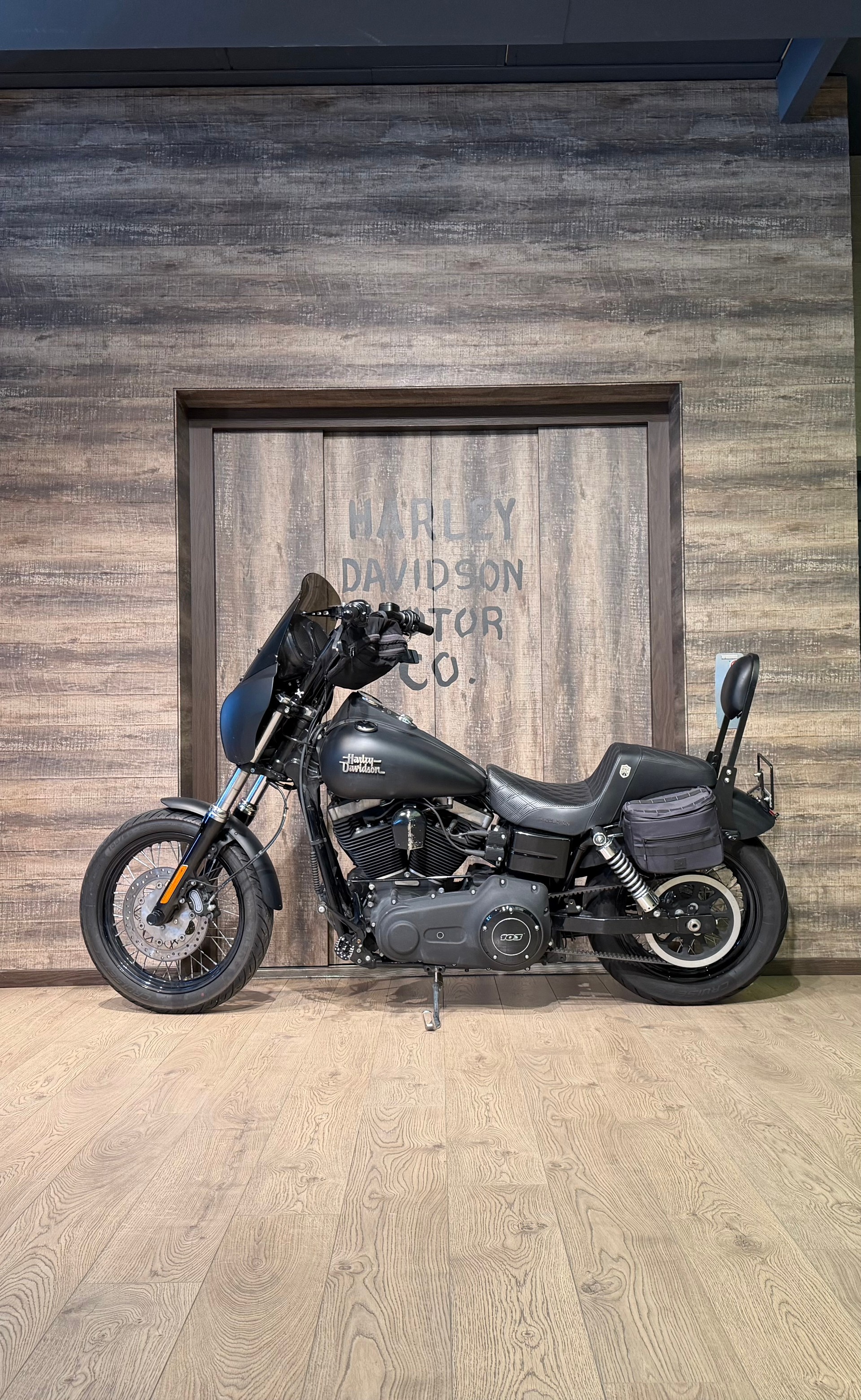 HARLEY-DAVIDSON FXDB Dyna Street Bob 103 ABS-showroom-element-3