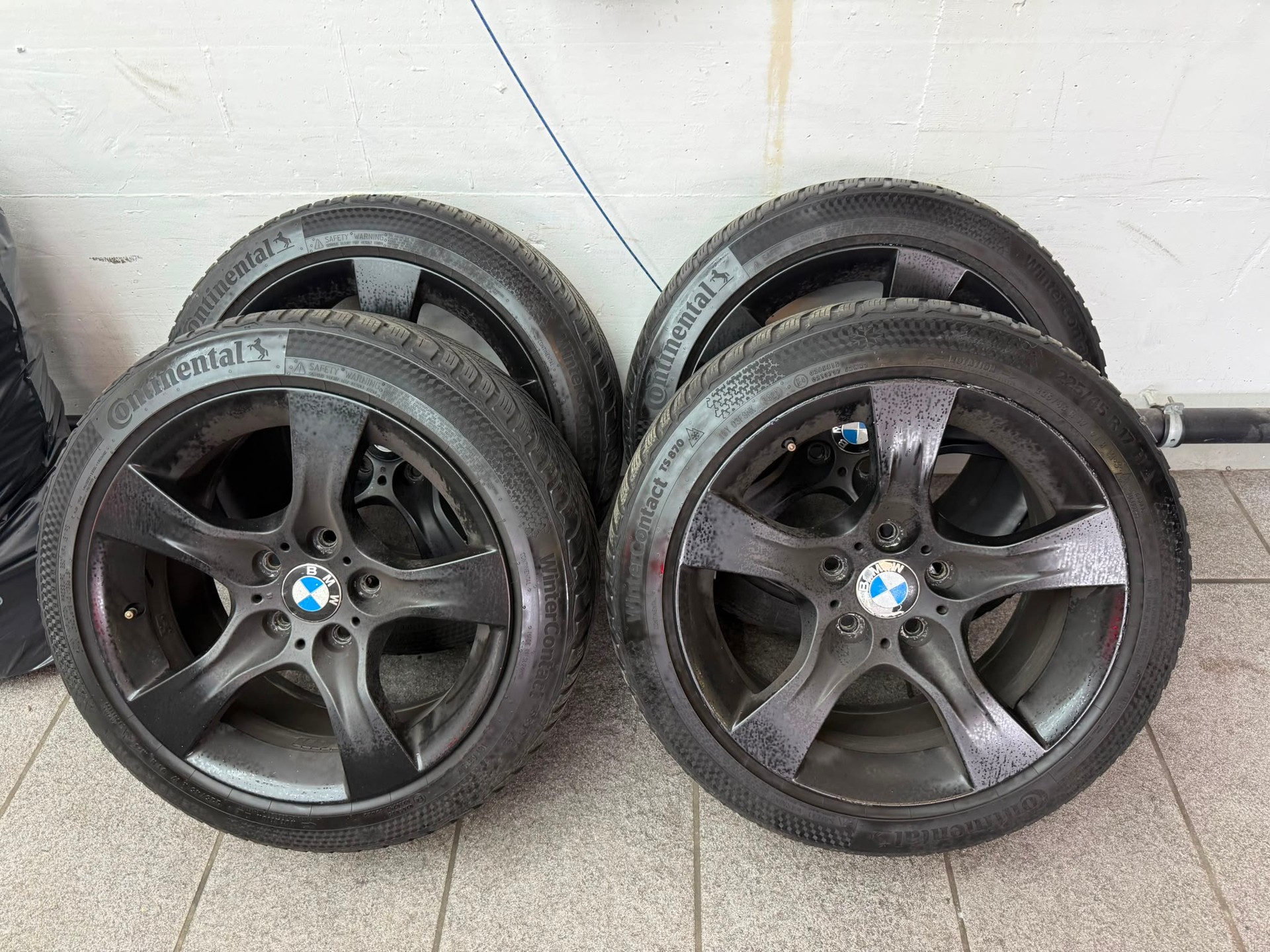 BMW 320d Touring Dynamic Edition-image-8