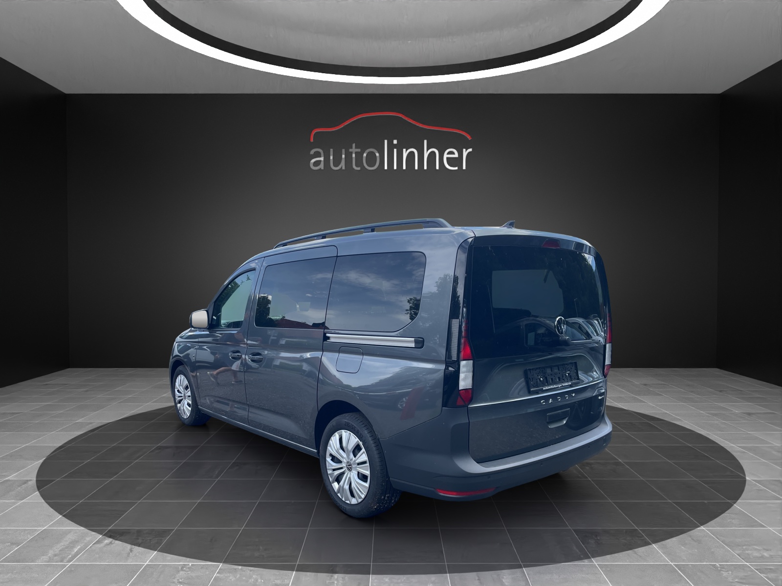 VW Caddy Maxi 2.0 TDI 4Motion-image-2