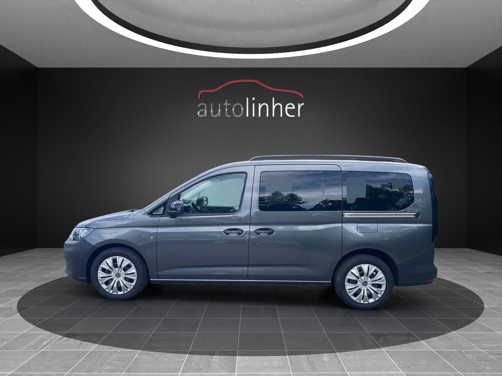 VW Caddy Maxi 2.0 TDI 4Motion-image-1