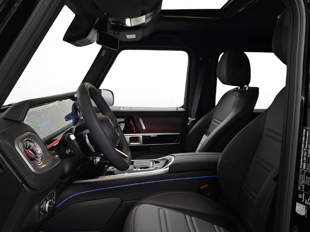 MERCEDES-BENZ G 450 d AMG Line-image-9