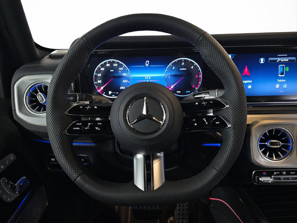 MERCEDES-BENZ G 450 d AMG Line-image-11
