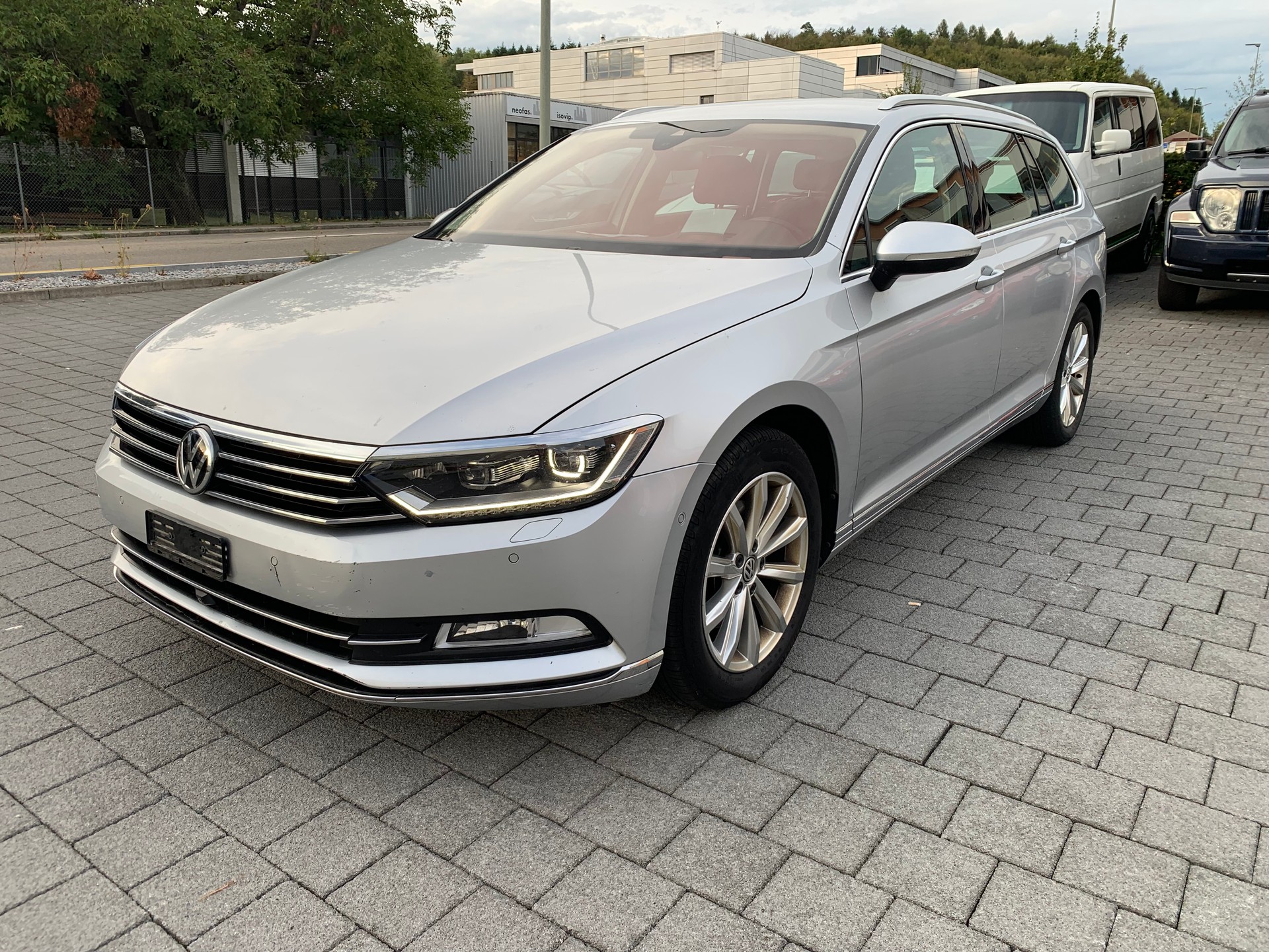 VW Passat Variant 2.0 TDI BMT Comfortline DSG-image-0