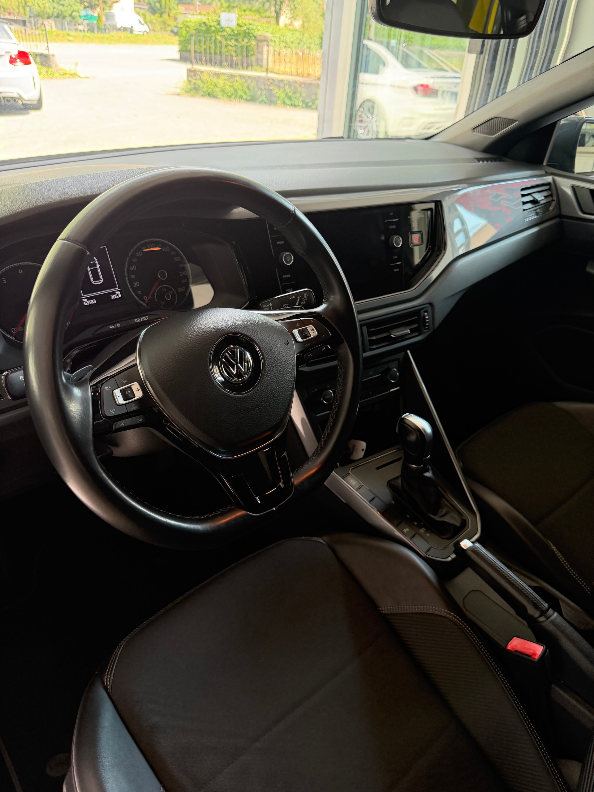 VW Polo 1.0 TSI BMT Comfortline DSG-image-9