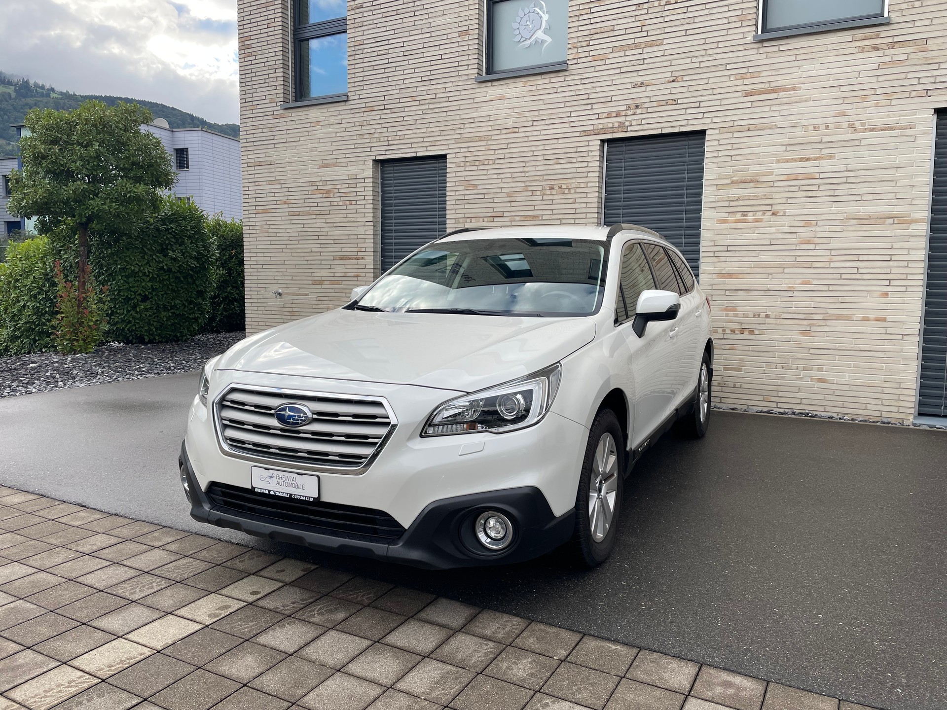 SUBARU Outback 2.0D Limited Classic AWD-image-0