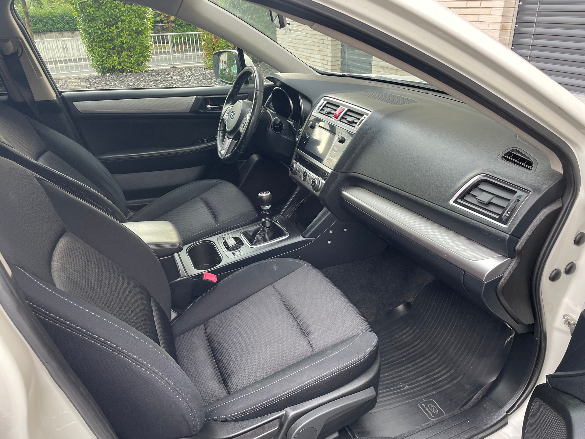 SUBARU Outback 2.0D Limited Classic AWD-image-13