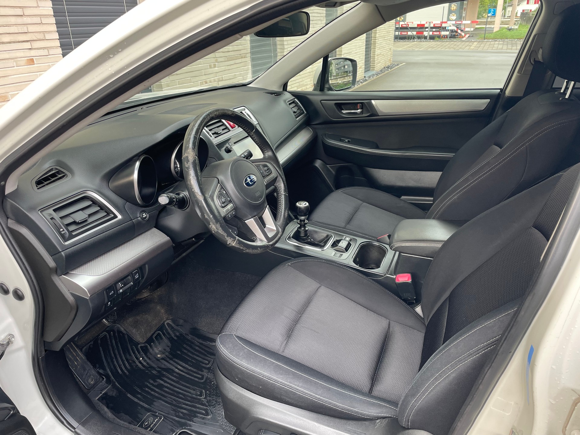 SUBARU Outback 2.0D Limited Classic AWD-image-12