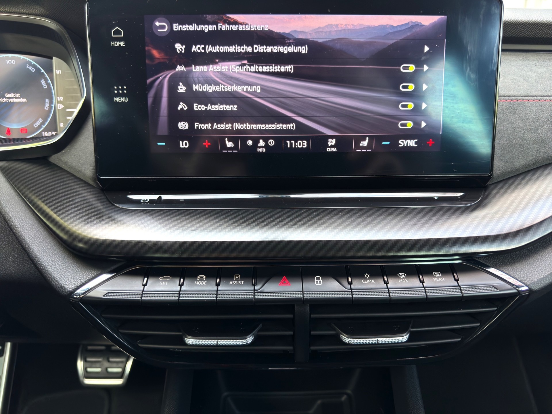 SKODA Octavia Combi 2.0 TDI DSG RS-image-17