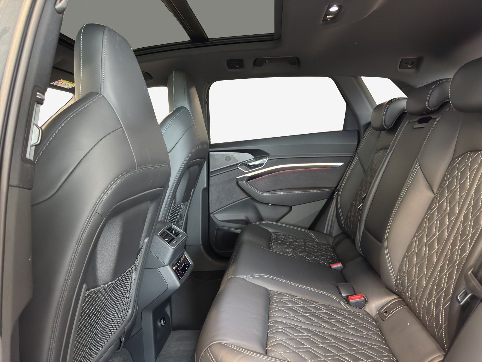 AUDI e-tron S quattro-image-11