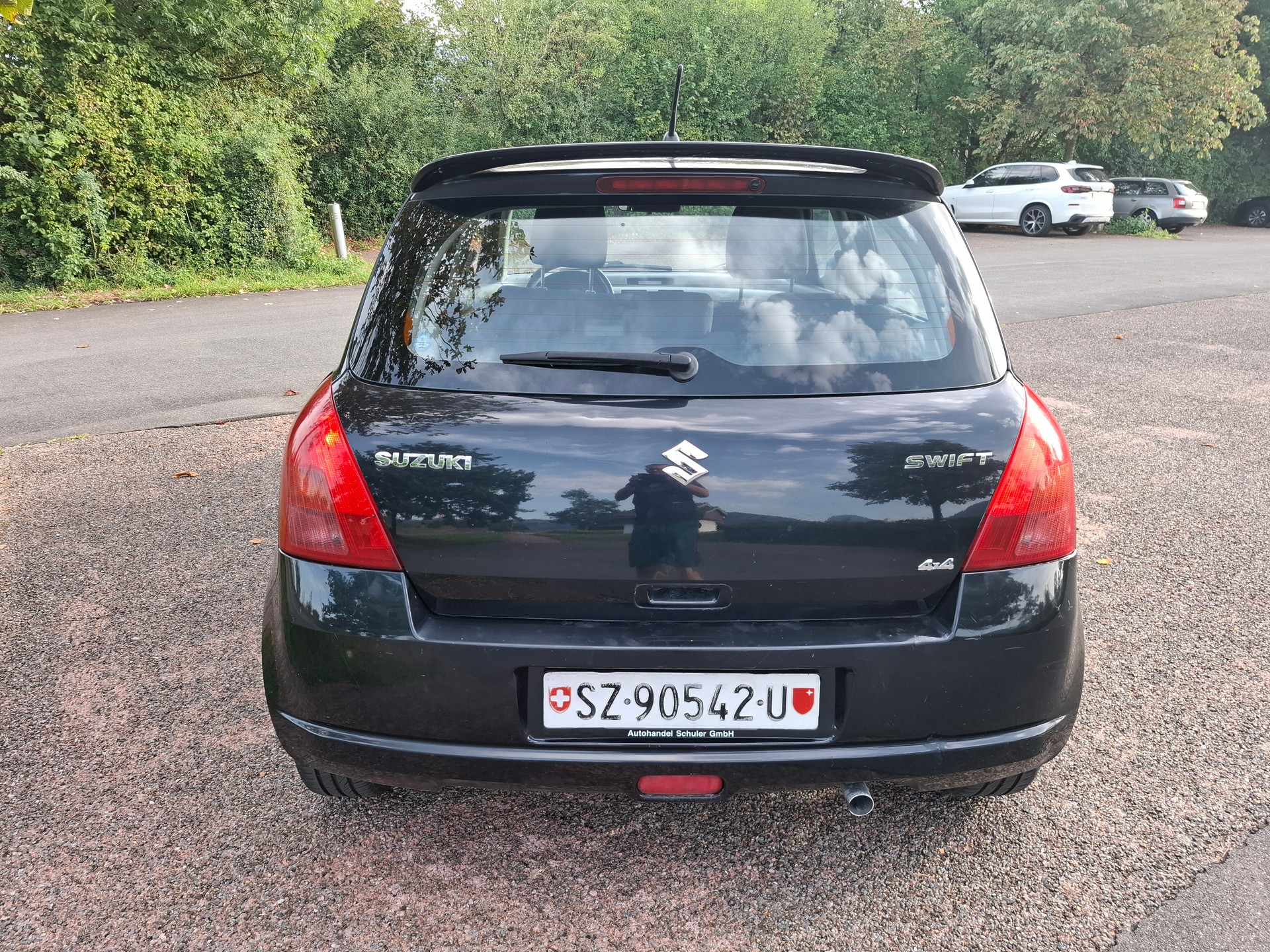 SUZUKI Swift 1.3i 16V GL 4x4-image-7