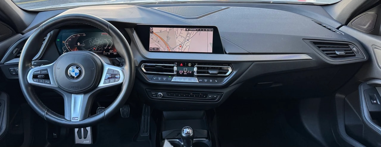 BMW 118d Pure M Sport-image-11