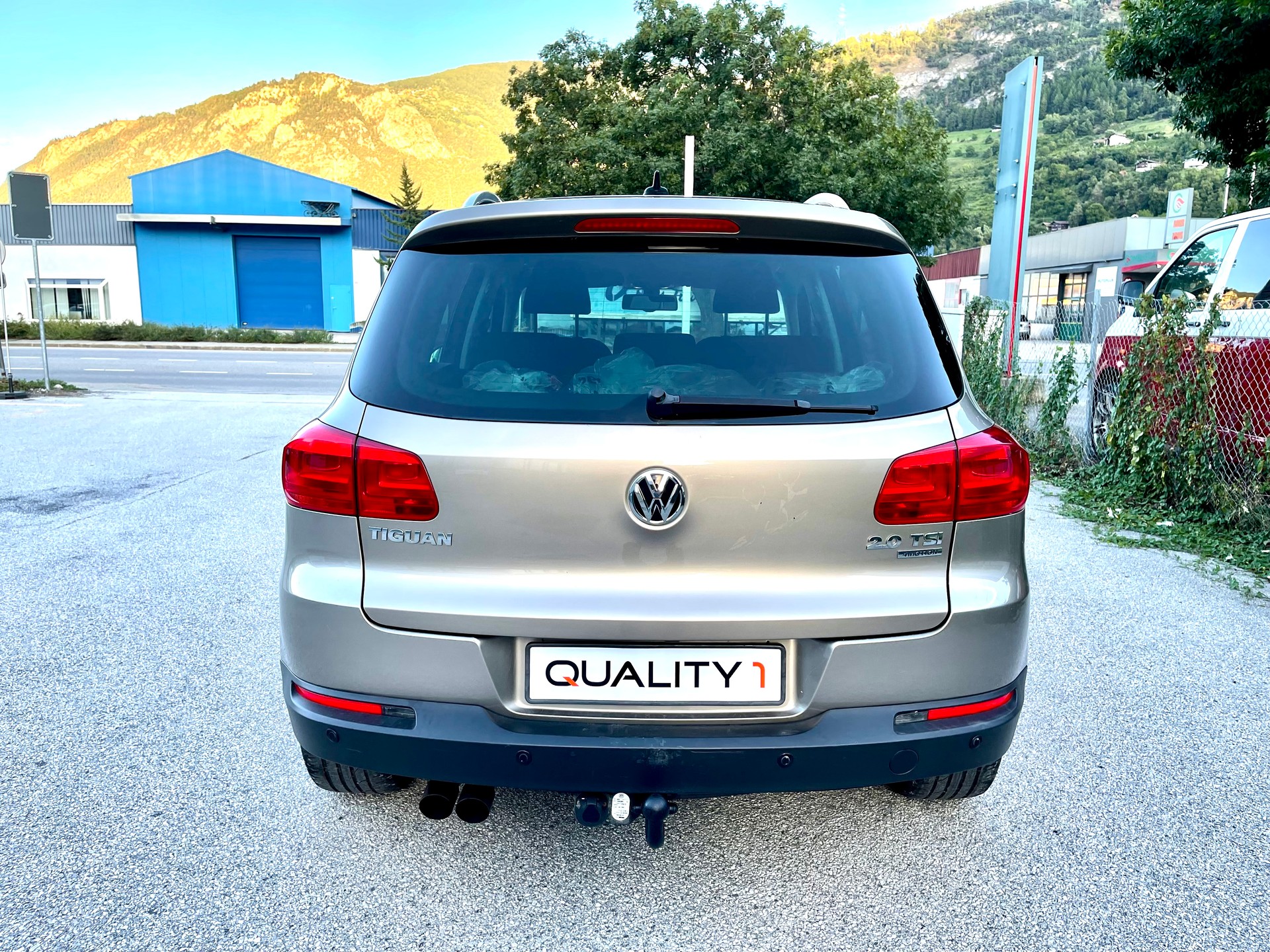 VW Tiguan 2.0 TSI Design 4Motion DSG-image-15