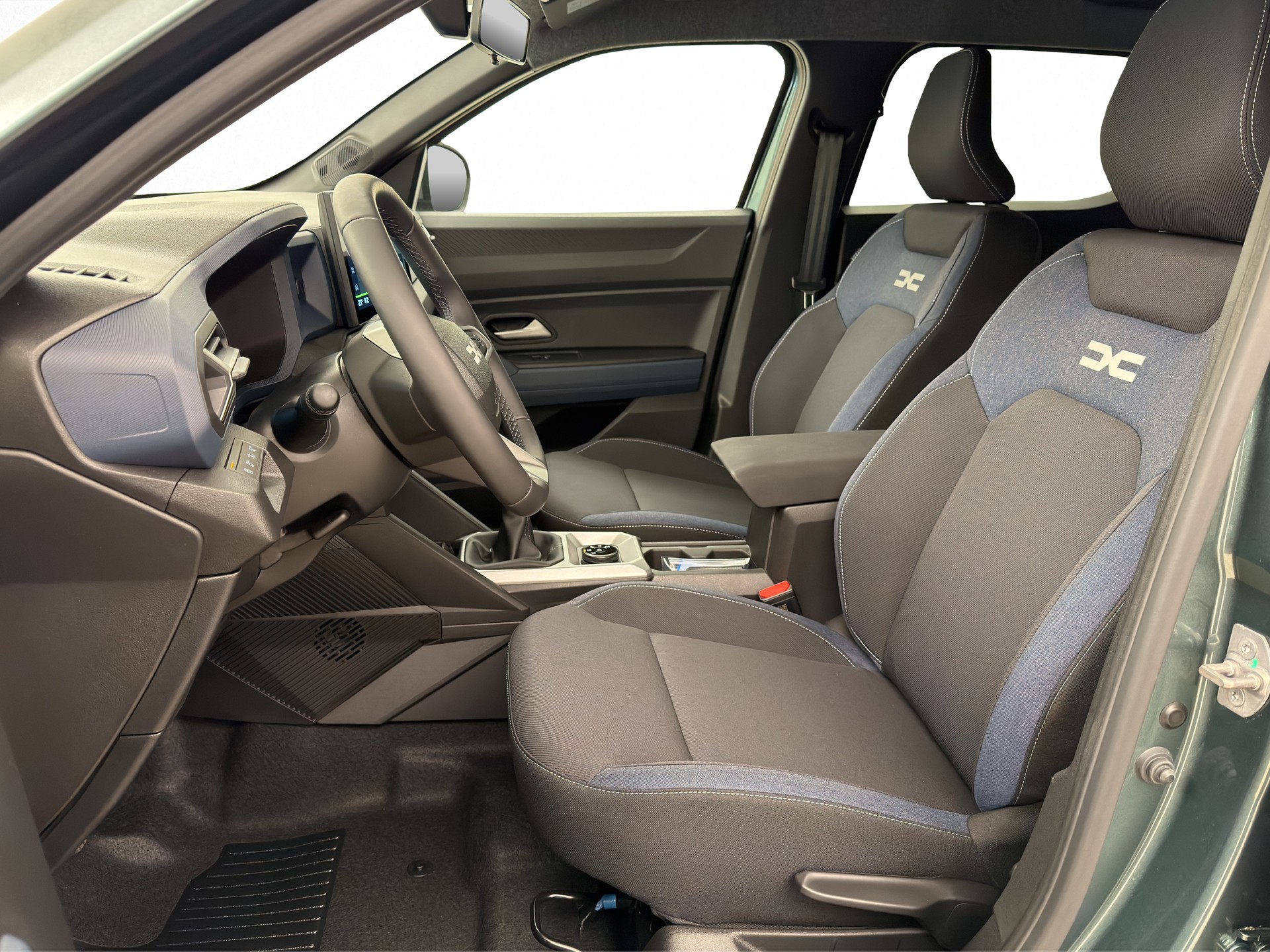 DACIA Duster 1.2 TCe Journey 4WD-image-6