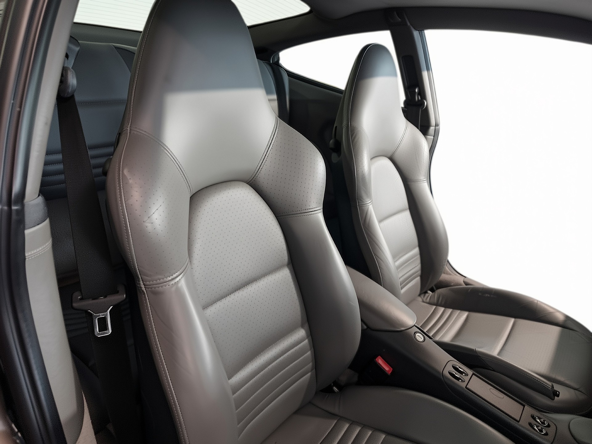 PORSCHE 911 Carrera-image-7