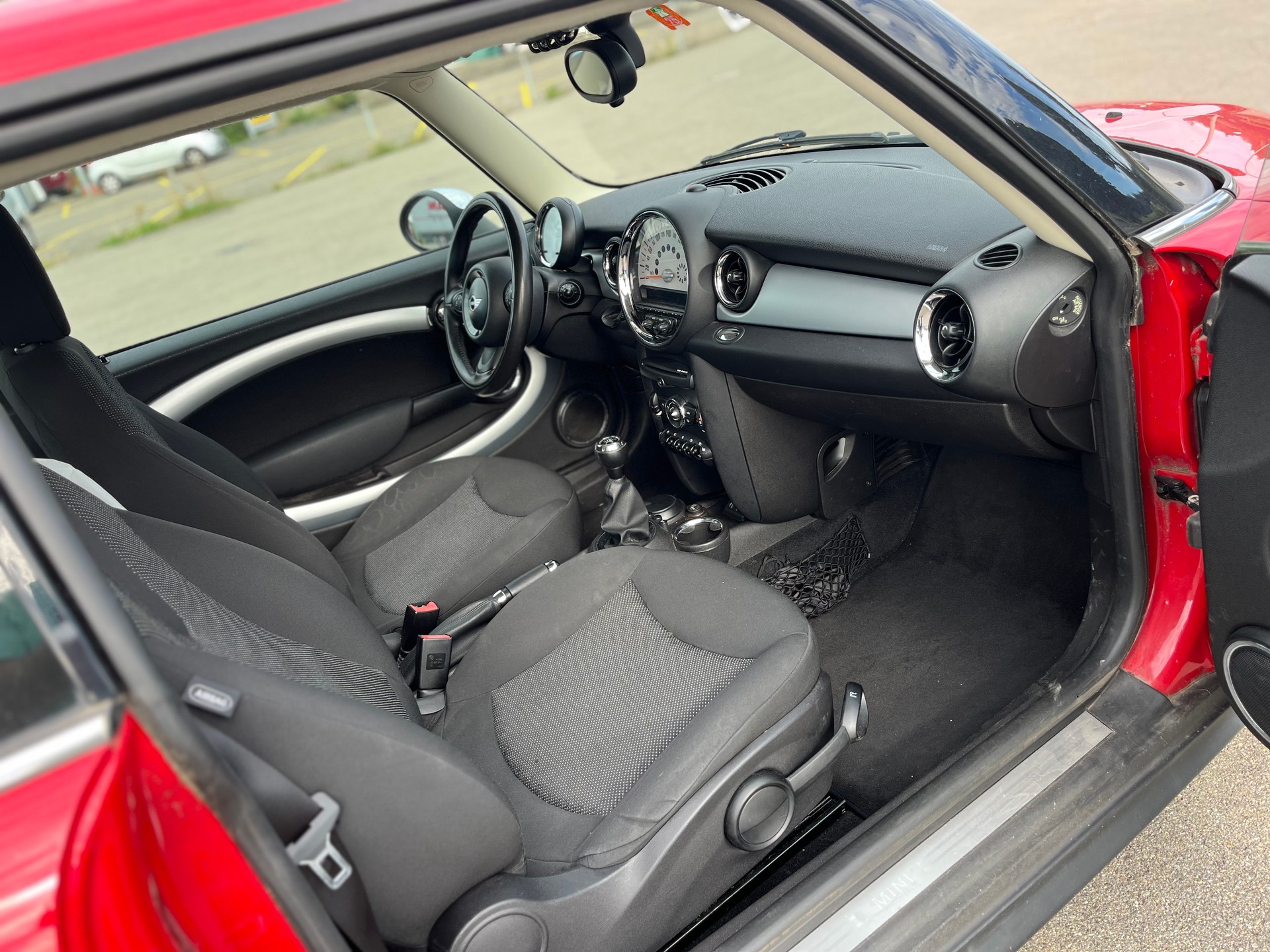 MINI ONE Benzin Jg.2013 km:126000 Euro B5b-image-11