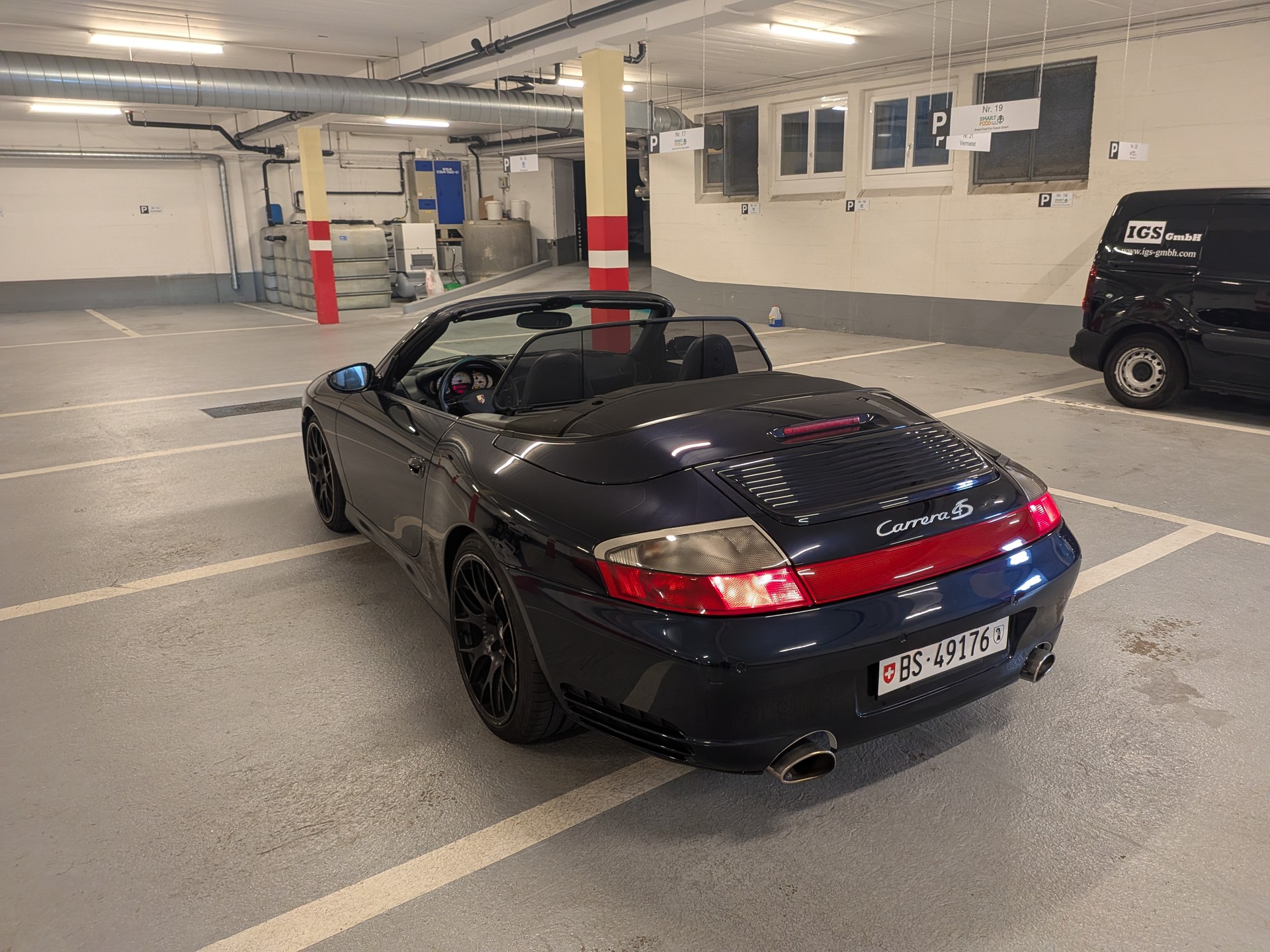 PORSCHE 3.6 Carrera 4S-image-3